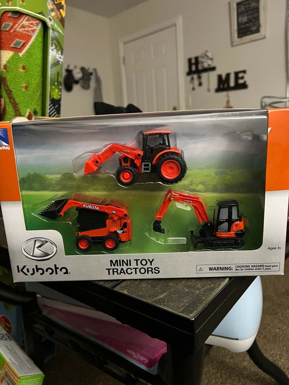 NewRay Kubota Mini Toy Tractors 3-Piece Set M5-111 SSV65 KX040-4